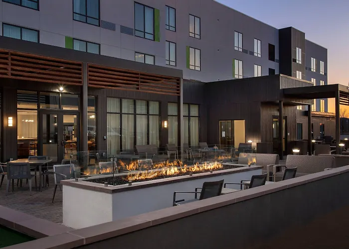 Courtyard By Marriott Indianapolis Plainfield