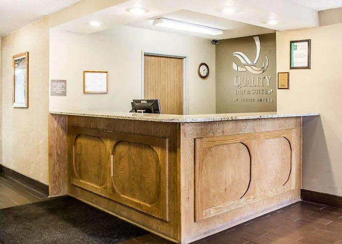 Quality Inn & Suites Sturgeon Bay