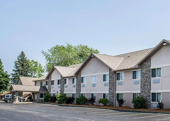 Quality Inn & Suites Sturgeon Bay