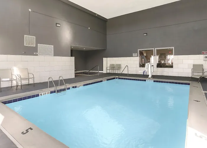 Baymont By Wyndham Bowling Green
