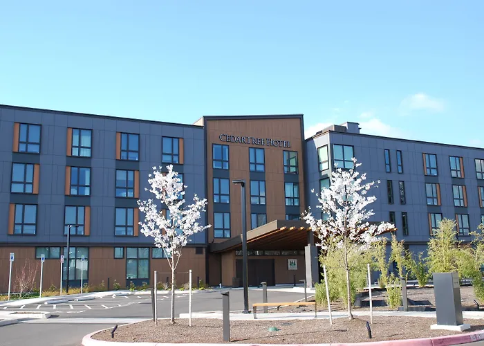 Cedartree Hotel Portland Hillsboro