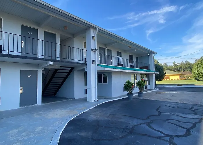 Discovery Inn Macon Lizella