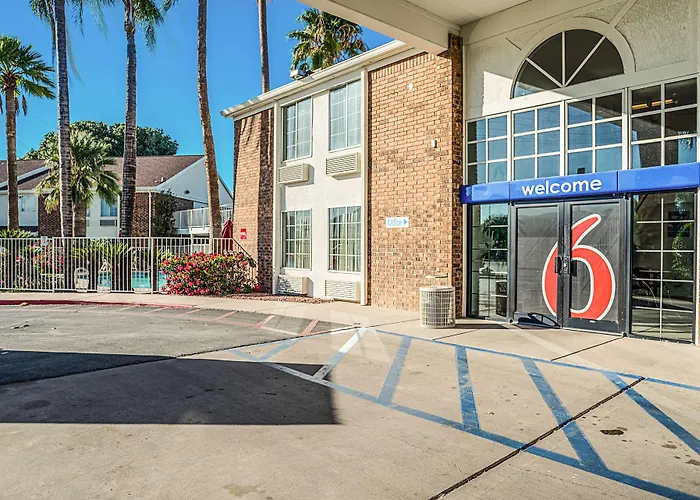 Studio 6 Tucson, Az - North