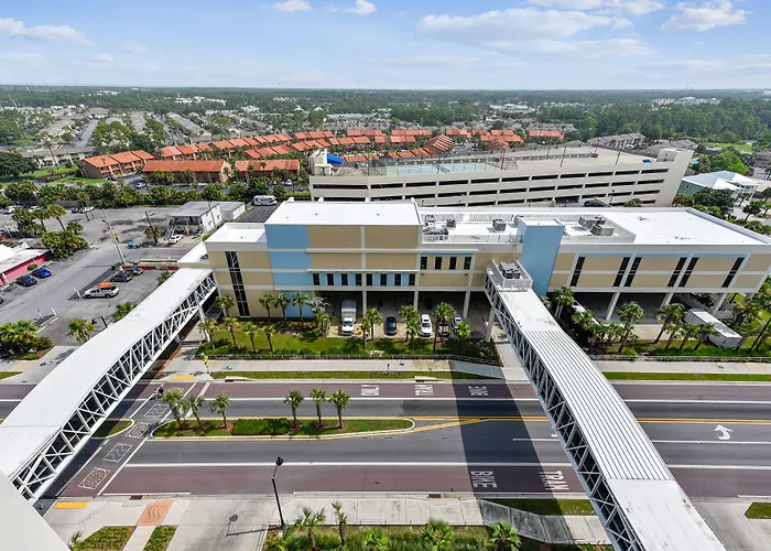 Majestic Beach Resort By Book That Condo Panama City Beach