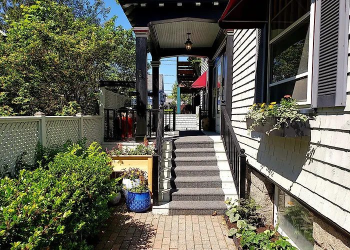 Hearthside Inn