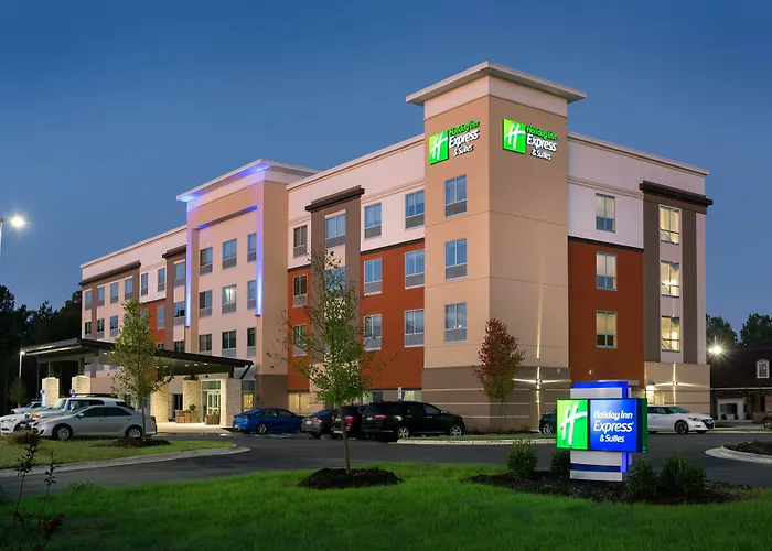 Holiday Inn Express & Suites - Fayetteville South By Ihg