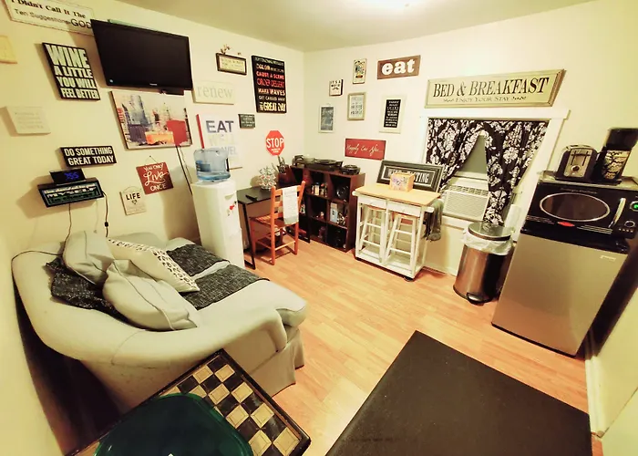 Fall Room 3Min From Yale, And Other Colleges