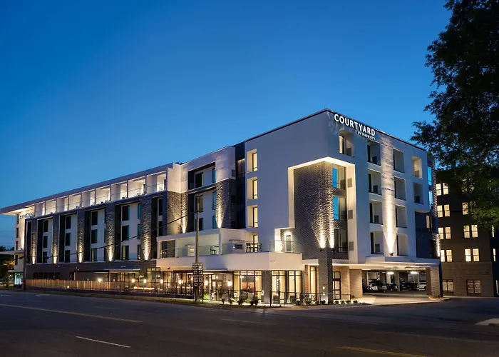 Courtyard By Marriott Richmond Scott'S Addition