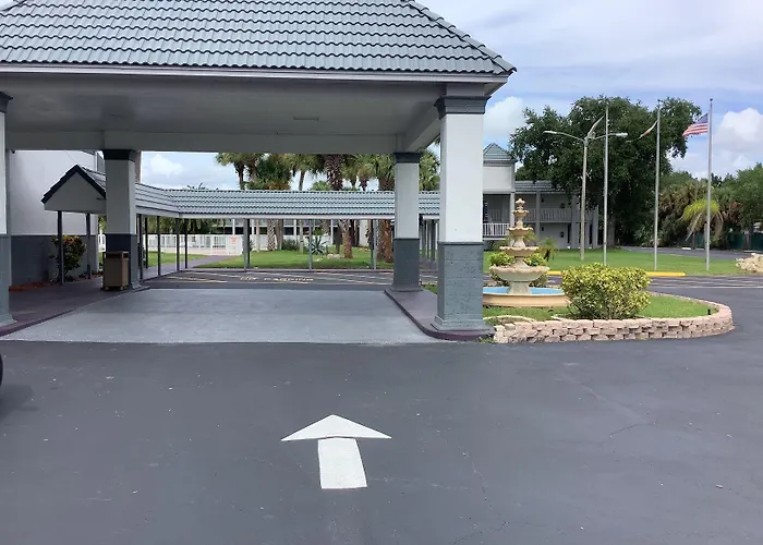 Heritage Park Inn
