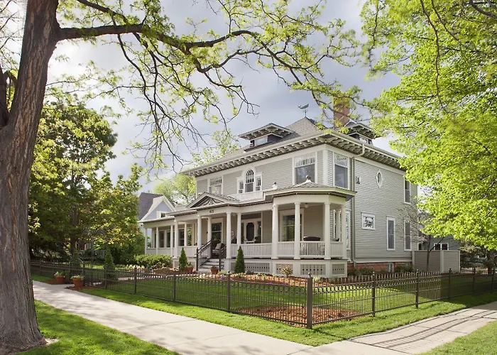 Edwards House Hotel Fort Collins
