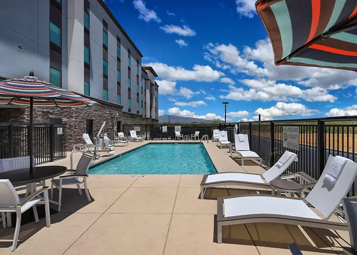 Hampton Inn Suites Tucson Tech Park