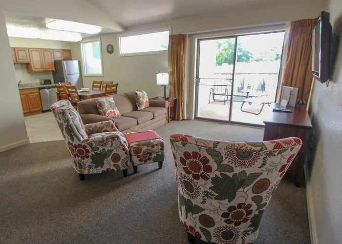Multi Resorts At Villas At Southgate