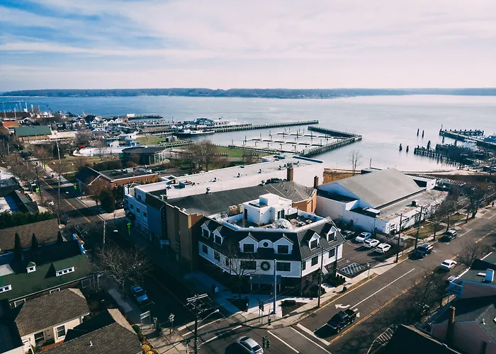 The Menhaden Hotel Greenport