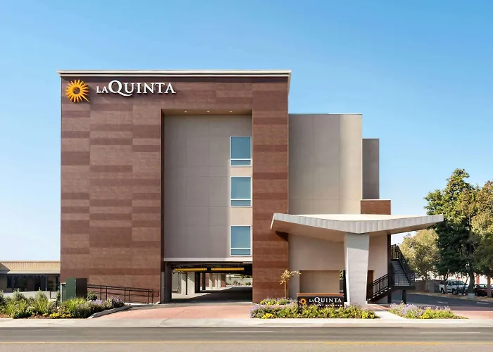 La Quinta By Wyndham Clovis Ca Hotel