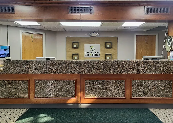 Greeneville Inn And Suites