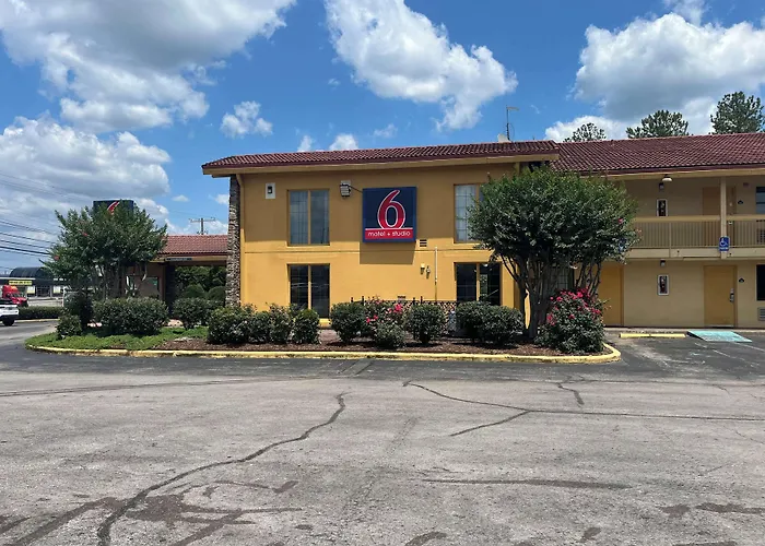 Motel 6 Huntsville Al University Dr.