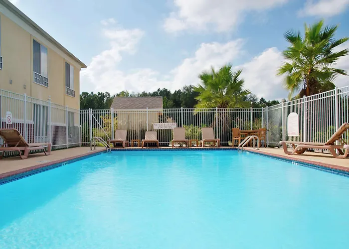 Express Inn Leesville Ft Johnson, Surestay Collection By Best Western