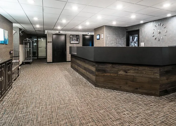 Days Hotel By Wyndham University Ave Se