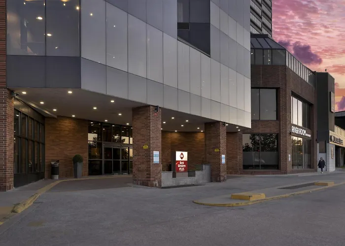 Best Western Plus Waterfront Hotel Windsor
