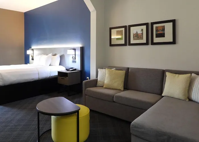 Comfort Suites Crossville