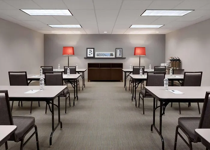 Country Inn & Suites By Radisson, Houghton, Mi