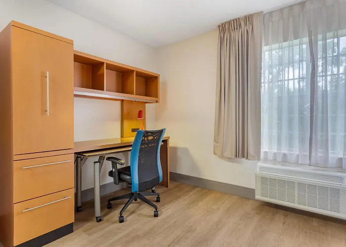 Mainstay Suites Tampa Moffitt-Usf Temple Terrace