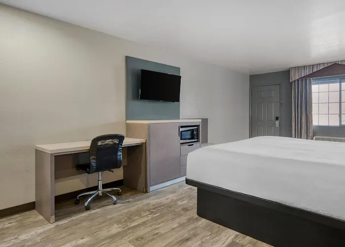 Surestay Hotel By Best Western Ukiah