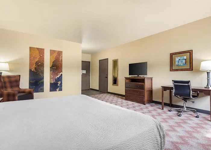Best Western Plus Cimarron Hotel & Suites Stillwater