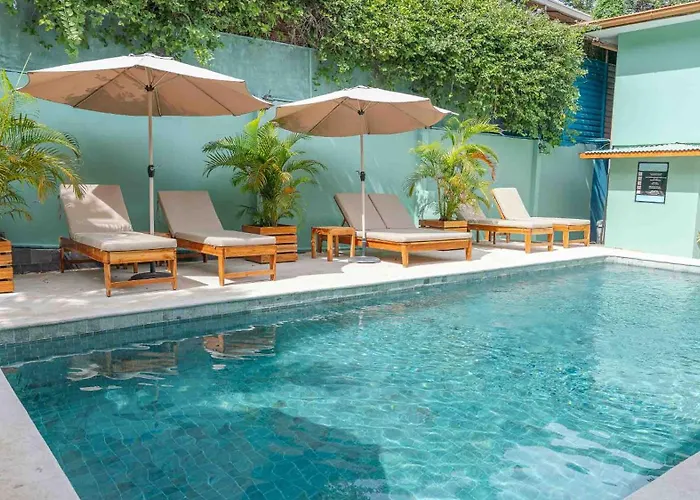 Hotel Arco Iris Tamarindo