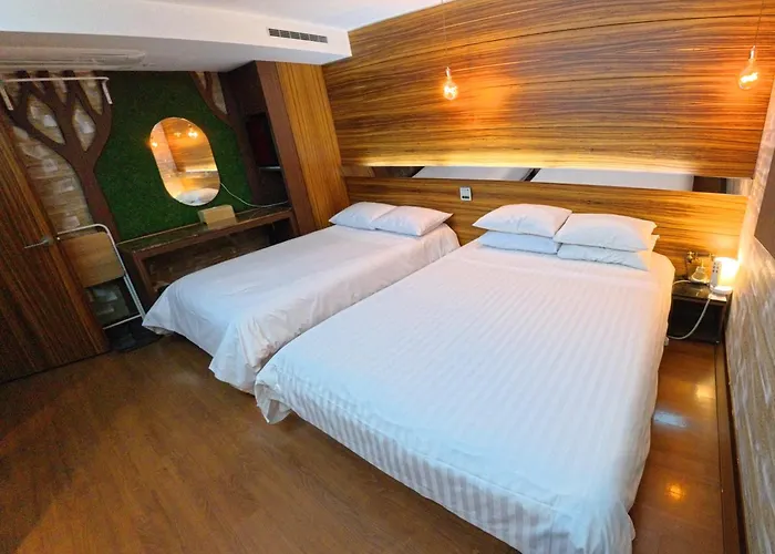 Friendly Dh Naissance Hotel By Mindrum Group