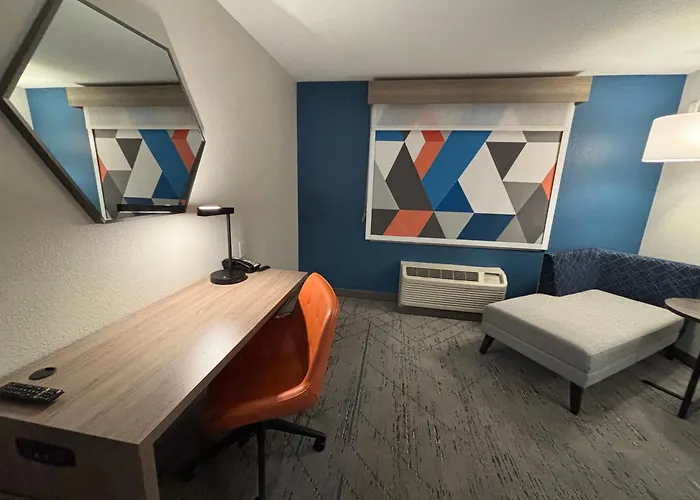 Holiday Inn Express & Suites Truth Or Consequences By Ihg - Newly Renovated