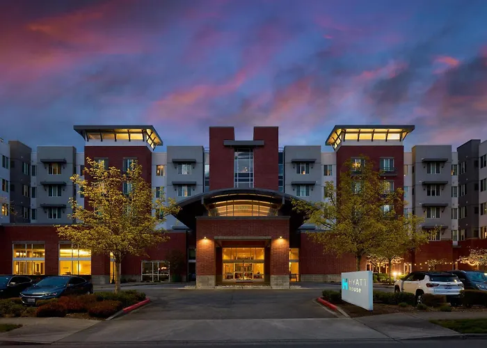 Hyatt House Seattle Bellevue Hotel