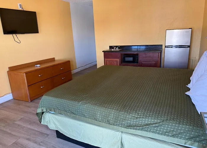 La Vista Inn Clovis