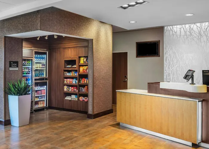 Fairfield Inn & Suites By Marriott Akron Stow