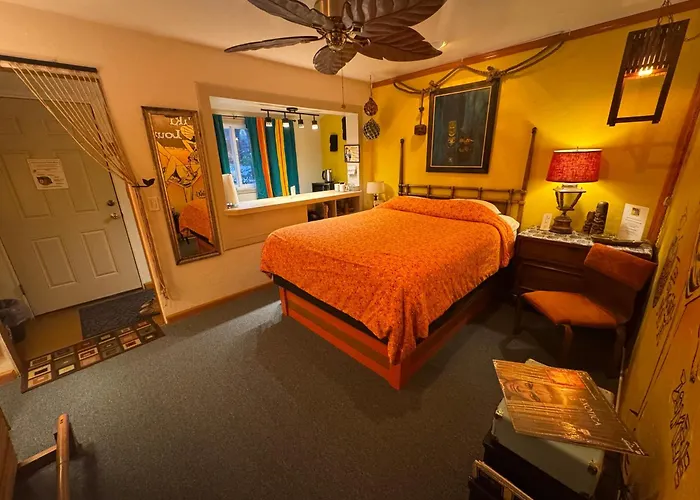 Itty Bitty Inn North Bend