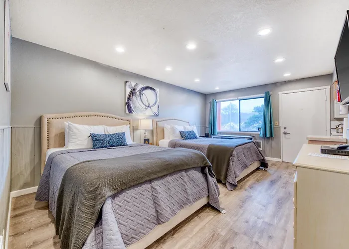 Sea Treasures Inn #104 Rockaway Beach