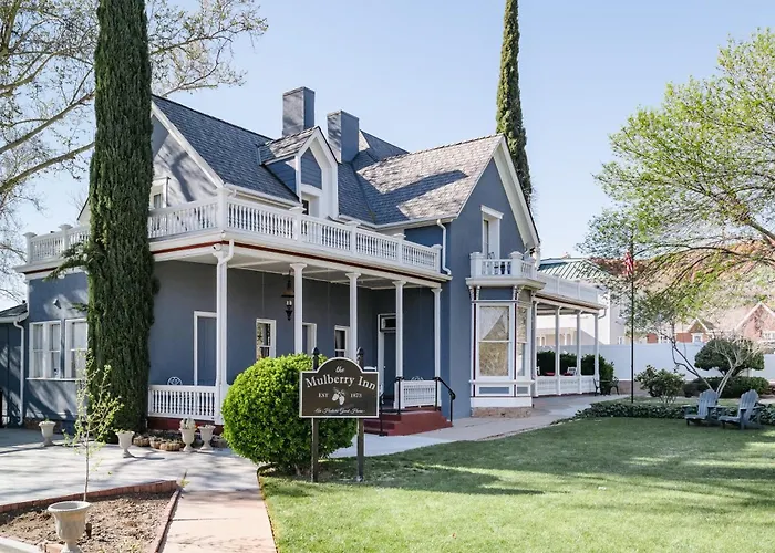 The Mulberry Inn -An Historic Bed And Breakfast