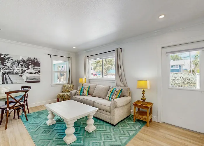 Bungalow Beach Place 9 Clearwater Beach