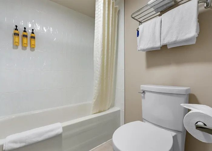 Best Western Plus Burnaby Hotel