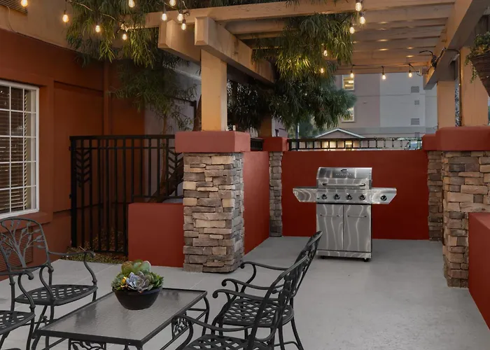 Larkspur Landing Extended Stay Suites Sacramento
