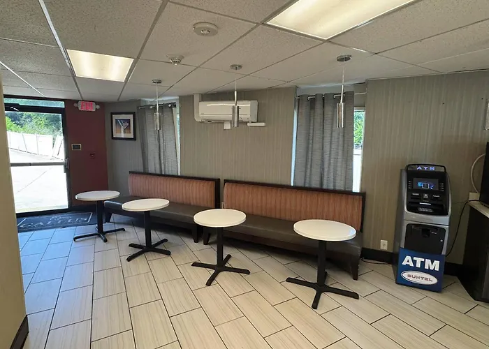 Gallus Stadium Park Inn, An Ascend Collection Hotel Columbia