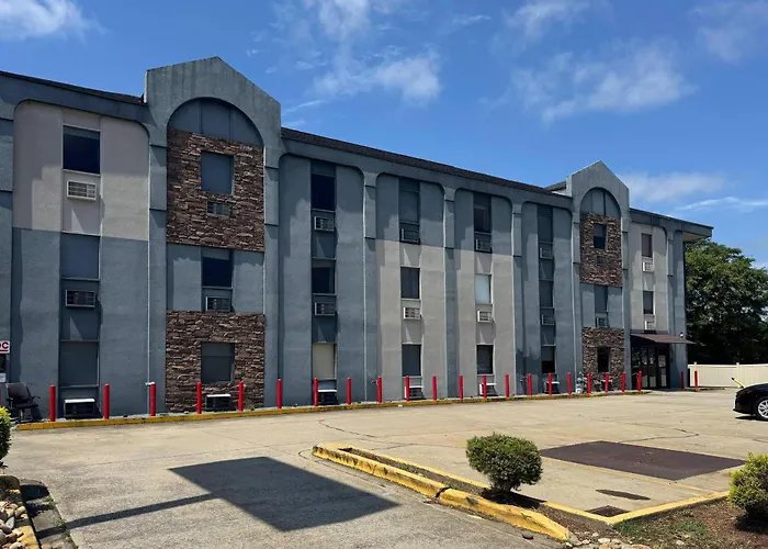 Gallus Stadium Park Inn, An Ascend Collection Hotel Columbia