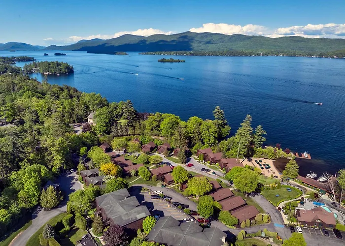 The Lodges At Cresthaven Lake George