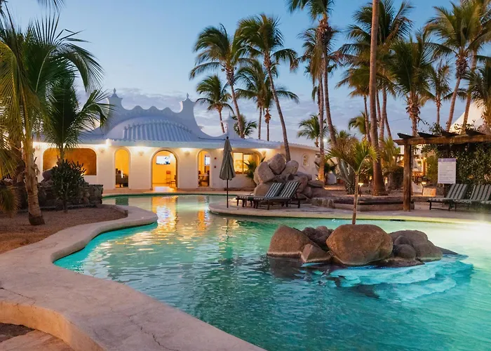 Hotel & Suites El Moro