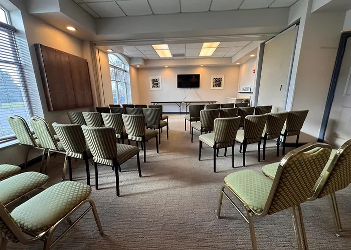 Country Inn & Suites By Radisson, Harrisburg West Mechanicsburg