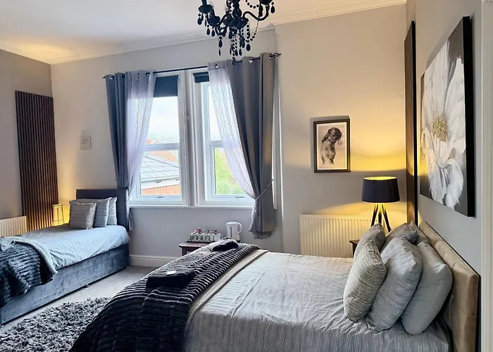 St Andrews House Hotel Preston 