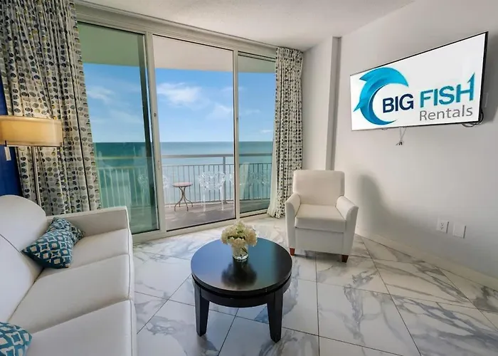 Amazing Beachfront Condo With Nice Hot Tub & Pools
