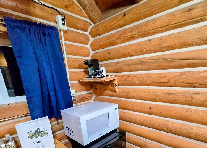 Alpine Lodge