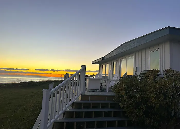 Driftwood Inn Homer