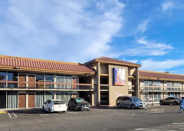 Motel 6 Victorville Green Tree Bvld